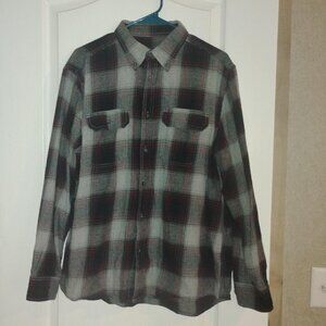 Faded Glory men's Sz. L long sleeve button up flannel.